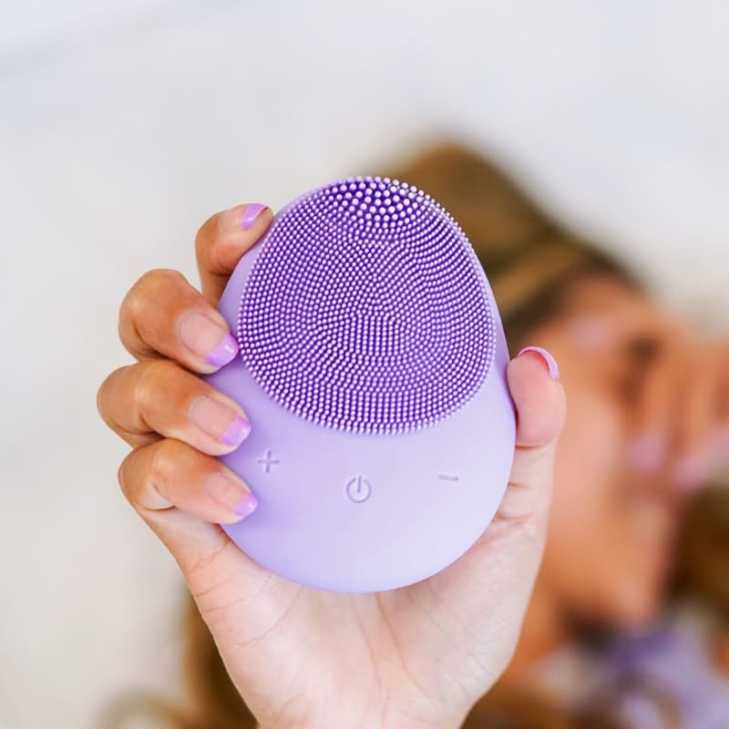 Brosse sonique PureGlow violette Cypaura - design épuré et élégant Image