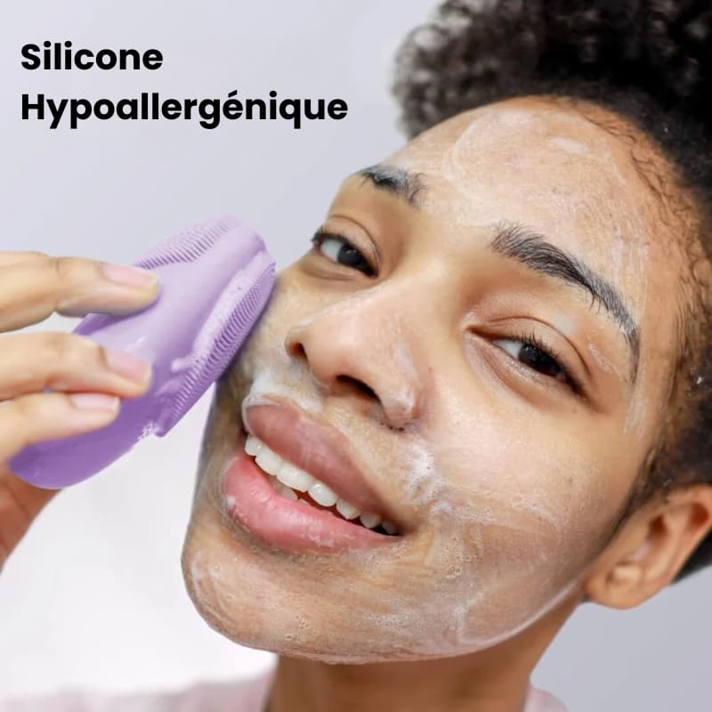 Brosse PureGlow violette hypoallergénique pour peau sensible